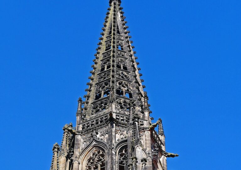 Die Lambertikirche befindet sich in der Altstadt in Münster und ist ein Ort mit einer interessanten Geschichte.