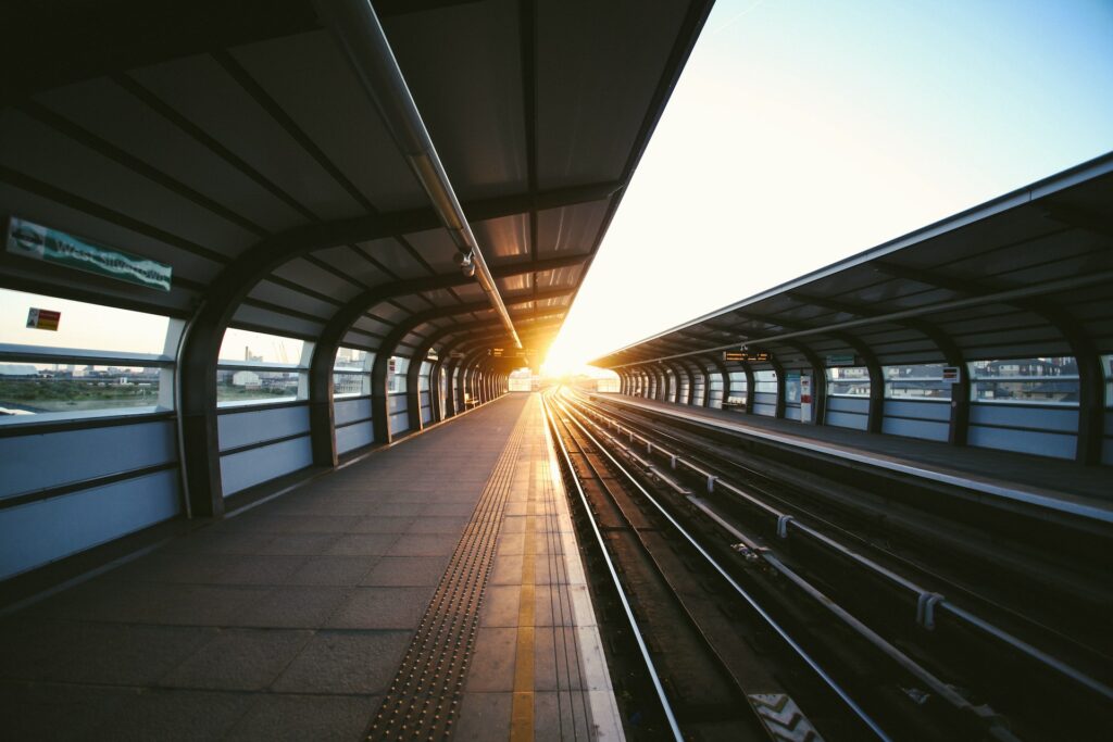 Bahnstreik-Ende und Fortsetzung der Tarifverhandlungen Zugausfälle aufgrund von Gleisarbeiten