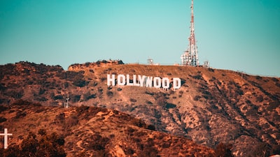 Hollywood Hills. Gamestop-Hype