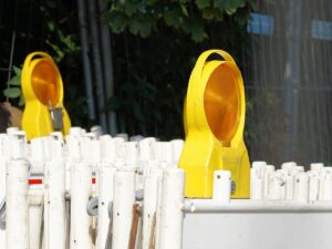 Baustellen zwischen Hansa- und Hohenzollernring in Münster ab 17. September. Verkehrsbehinderungen durch den Ausbau des Mittelspannungsnetzes bis Mitte November. Sperrung Kappenberger Damm.Am Montagmittag, dem 26. Mai, kam es zu einem folgenschweren Unfall auf der B51 in Münster. Die Polizei bittet um Geduld. Weitere Sperrungen an der Spinne Münster ab Anfang August: Straßen.NRW plant Bauarbeiten an der Brückenbaustelle.