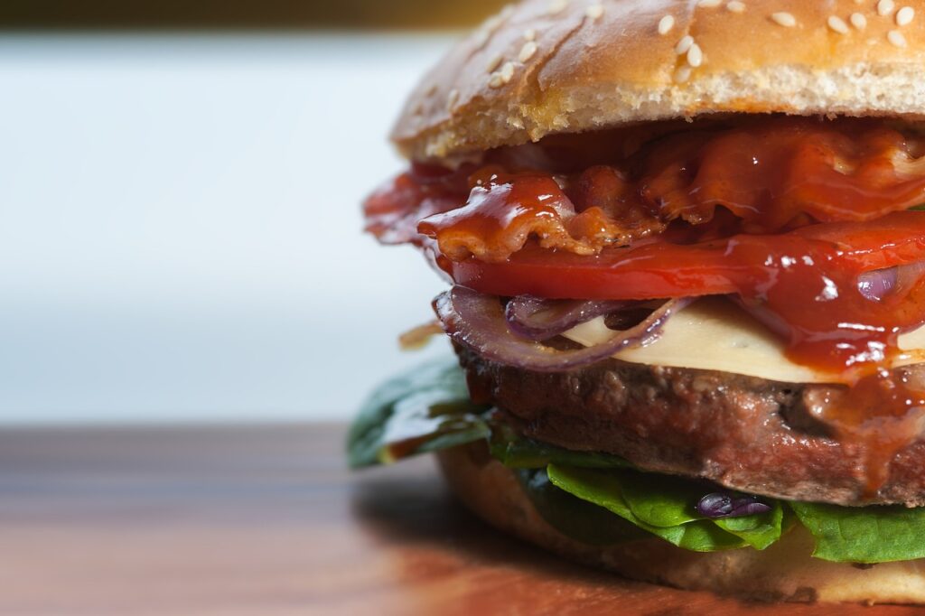 Entdecke Münsters Top 5 Burgerläden: Von traditionellen bis kreativen Burgern, direkt am Campus oder mit Rock 'n' Roll Flair. Finde deinen perfekten, besten Burger in Münster!