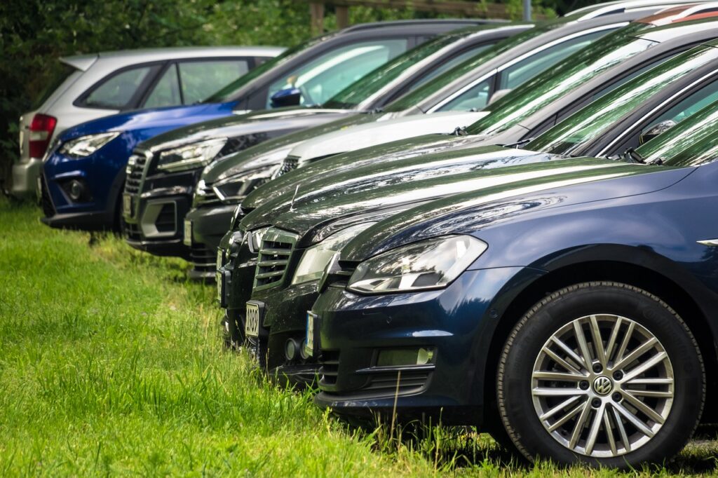 Münsters neues Konzept zum Parken im öffentlichen Straßenraum zielt auf eine effizientere Raumnutzung und höhere Aufenthaltsqualität. Doch reicht es aus? Ein kritischer Blick. Parkkonzept Münster