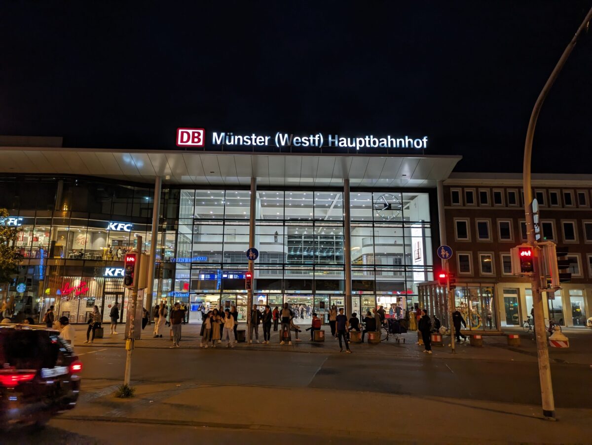 Münster verlängert Videobeobachtung am Hauptbahnhof