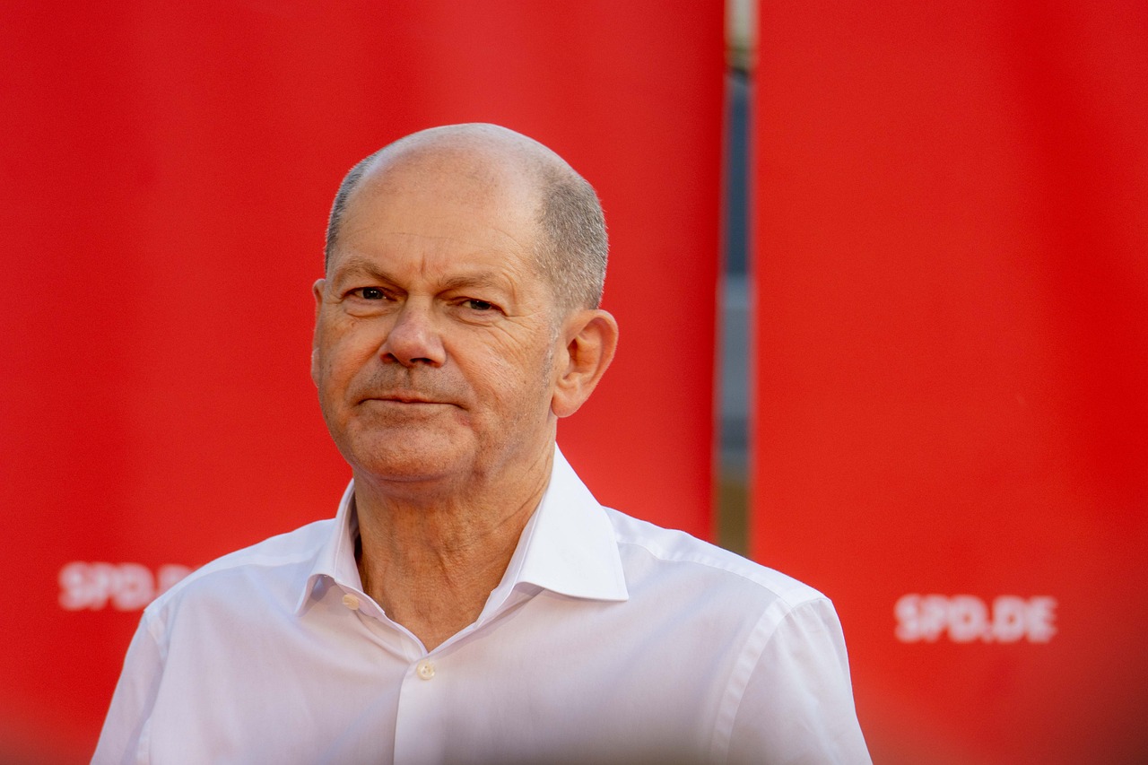 Olaf Scholz stellt die Vertrauensfrage. Politiker aus dem Münsterland reagieren auf die Krise in der Ampel-Koalition.