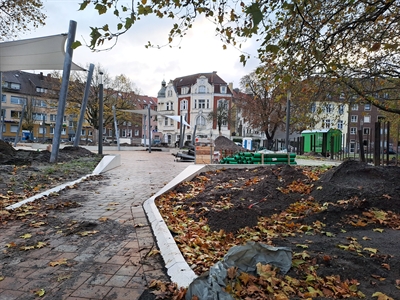 Erfahre alles über die Verzögerung bei der Neugestaltung des Bremer Platzes in Münster, die nächsten Schritte im Umbauprozess und die zukünftige Gestaltung des beliebten städtischen Raums.