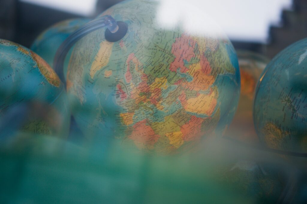 Wie Russland, China und der Iran die globale Ordnung herausfordern