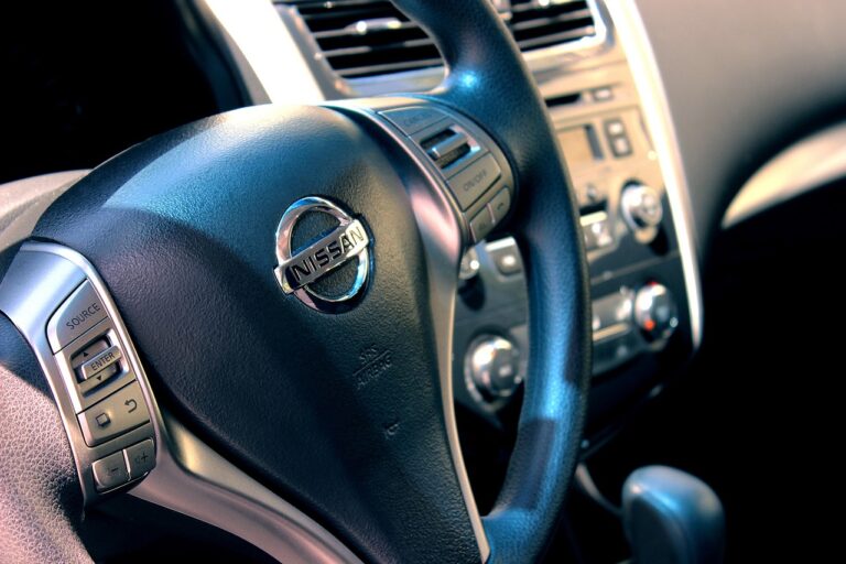 Entdecke, warum Kfz-Versicherungen in 2023 teurer werden, welche Gründe dahinterstecken