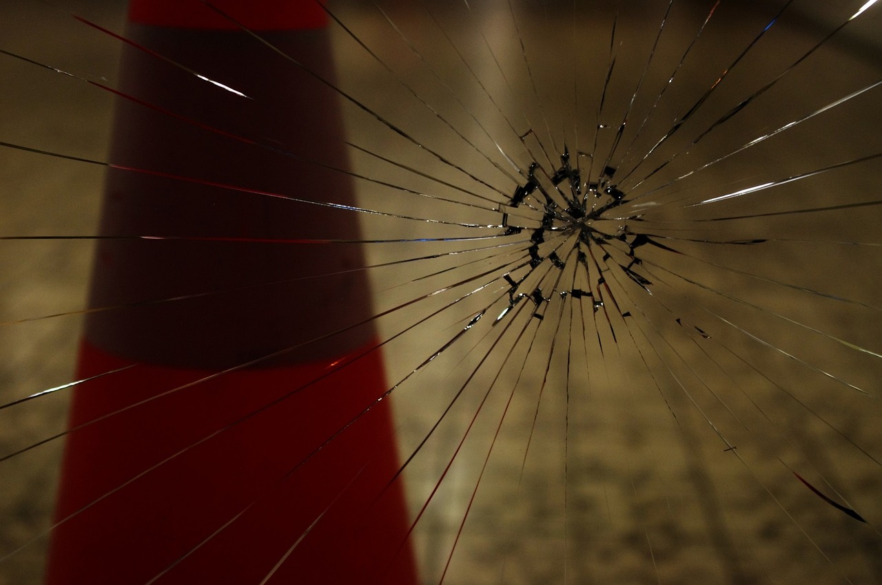 Unbekannte richteten erheblichen Schaden und Vandalismus an der Grundschule Sendenhorst an. Erfahren Sie mehr über die Sicherheitsmaßnahmen und die Reaktion der Stadt auf die Vandalismusvorfälle.