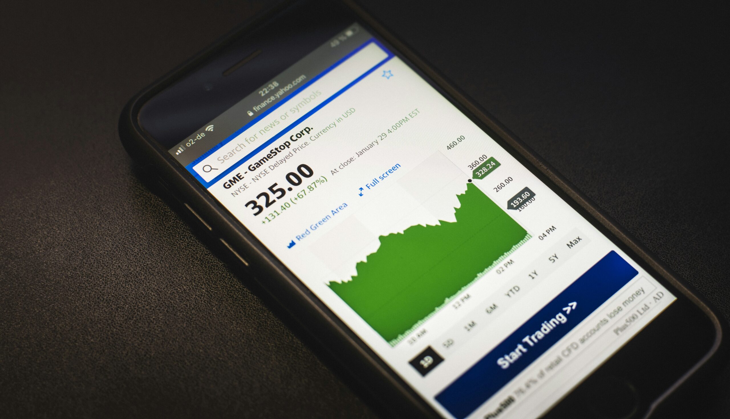 Vermögenssicherung für die nächste Generation In einer Zeit, in der die finanzielle Vorsorge für die Zukunft immer wichtiger wird, suchen Eltern nach Möglichkeiten, ihr Vermögen, insbesondere Aktien, effizient und steuerfrei an ihre Kinder zu übertragen. Die Fokuskeyphrase für diesen überarbeiteten Artikel lautet "Steuerfreie Schenkung von Aktien an Kinder". Dieser Beitrag bietet einen umfassenden Leitfaden, wie Aktienvermögen unter Ausnutzung steuerlicher Freibeträge und mit strategischem Weitblick übertragen werden kann.