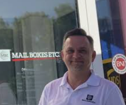 Thomas Anlauf von Mail Boxes etc | MBE Münster