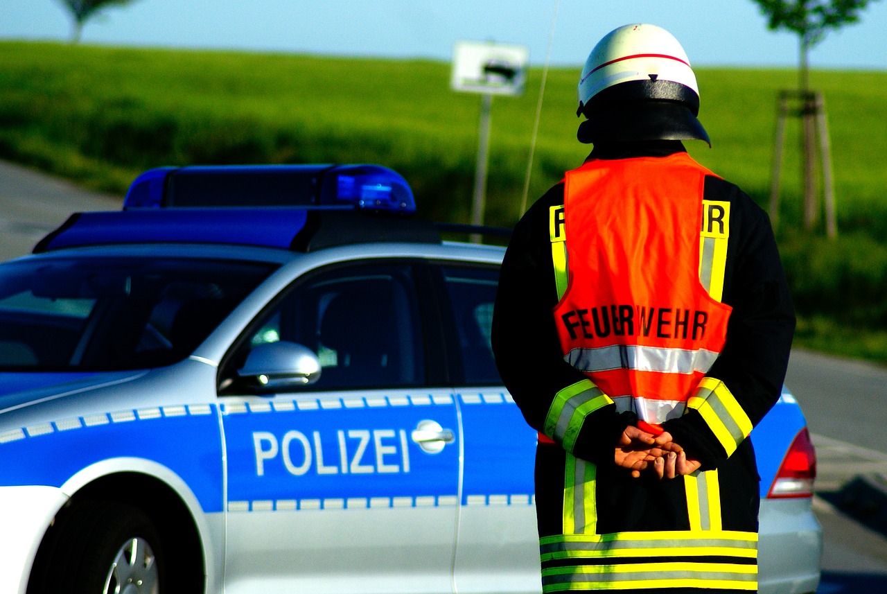 Ein Kind verursacht hohen Sachschaden bei einem Verkehrsunfall in Telgte. Lesen Sie, wie es dazu kam und welche Maßnahmen die Polizei ergriff.