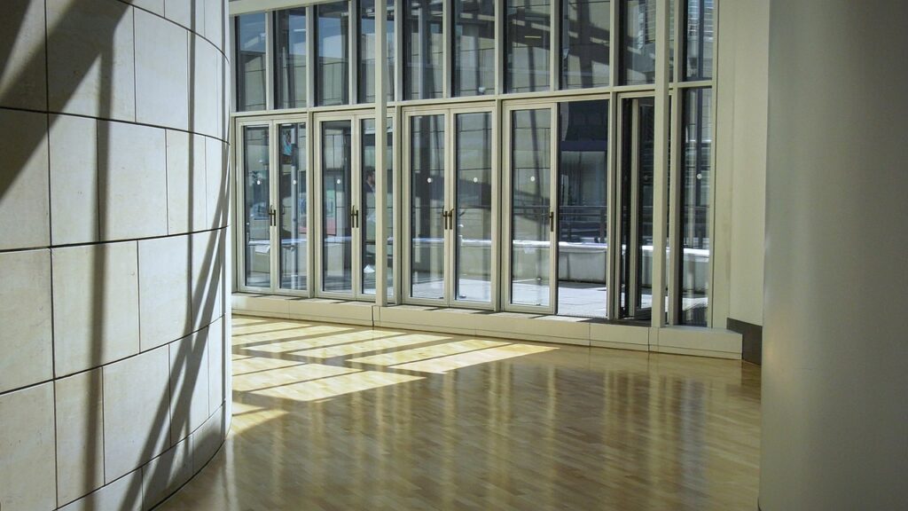 Der Chefposten des OVG Münster ist seit drei Jahren unbesetzt. Die unbesetzte Chefposition beim OVG Münster ist ein Politikum mit kontroversen Entwicklungen. Affäre um den Justizminister von NRW: Die Opposition fordert seinen Rücktritt. Droht eine Haftstrafe?
