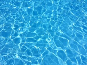 Ein fünfjähriges Kind erlitt im Westfalenbad in Hagen einen Badeunfall und ist in kritischem Zustand. Die Polizei ermittelt die Unfallursache. So haben die Schwimmbäder in Münster an Pfingsten geöffnet: Alle Öffnungszeiten für Hallen- und Freibäder auf einen Blick. Elfjähriger nach Badeunfall in Höxter in Lebensgefahr; Reanimation, Flug nach Göttingen; Freibad vorzeitig geschlossen.