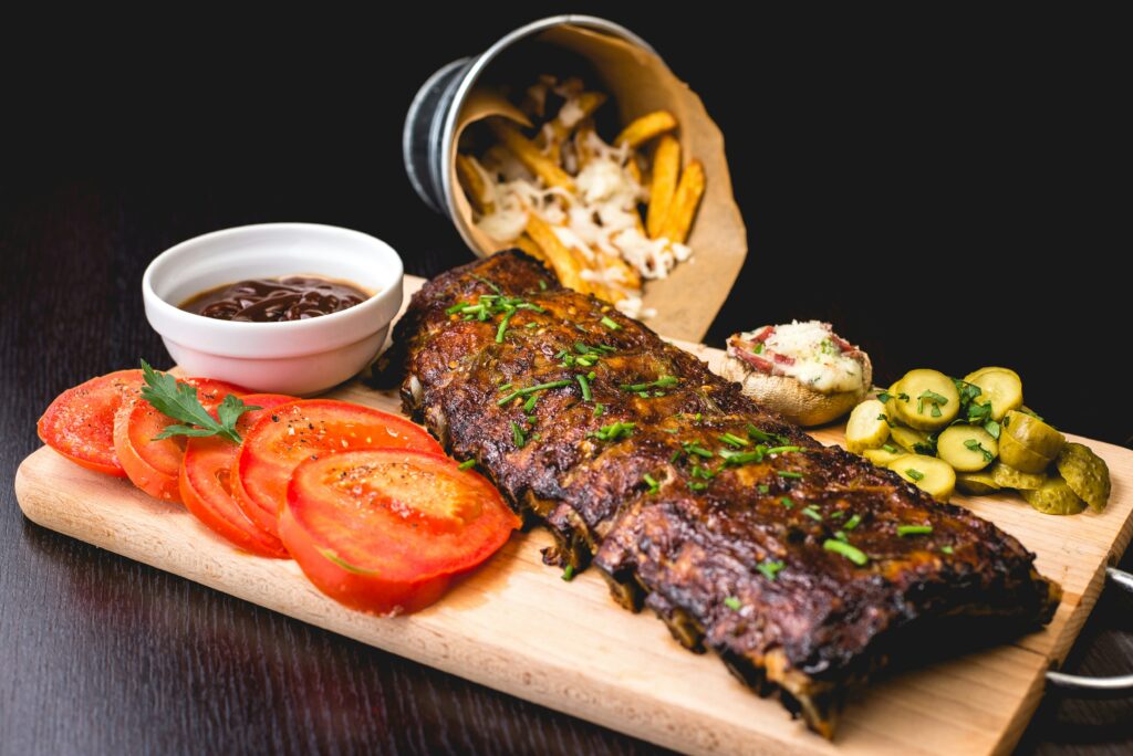 Lecker angerichtetes Grill Gericht. Barbecue Münster