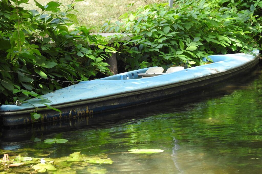 Im Niedringhaussee bei Westerkappeln wurde die Leiche eines seit Mai vermissten Kajakfahrers gefunden. Die Suchmaßnahmen im Mai blieben erfolglos.