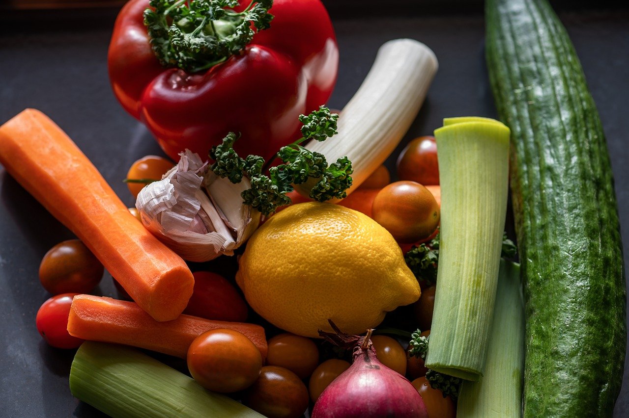 Beetschwester und Oh Bagel bekennen sich klar zur vegetarisch-veganen Küche nach einfuhr von Fleischgerichten bei Gustav Grün.