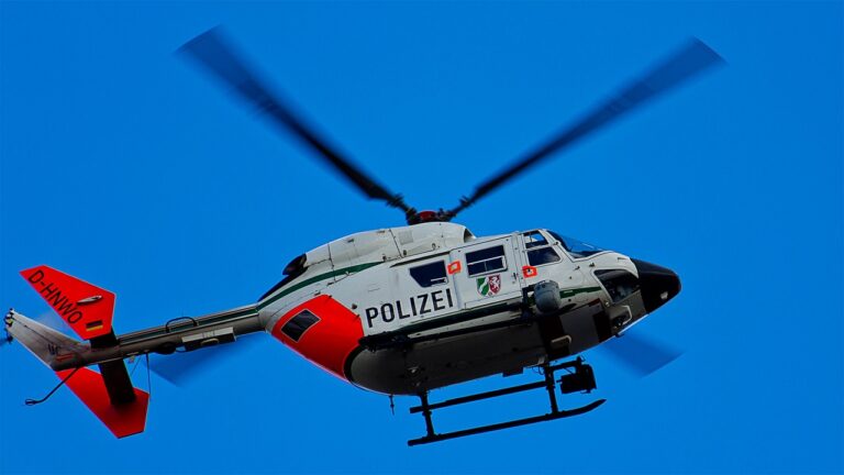 Der vermisste Mann aus Burgsteinfurt wurde leider tot im Emsland aufgefunden. Die intensive Suche endete tragisch.