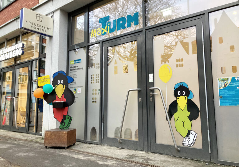 Der Maxi-Turm in Münster bleibt dank Spenden an zwei Tagen pro Woche geöffnet. Flexible Kurzzeitbetreuung für Kinder von 3 bis 10 Jahren.