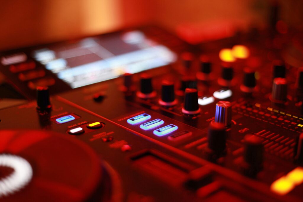 Bassmania 2025 ist das größte Techno-Event der Region. Am 21. Februar 2025 erwartet Besucher ein spektakuläres Festival mit einzigartigen Sounds und beeindruckenden Visuals.