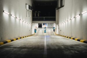 Münster erhöht drastisch die Parkgebühren, um das 29-Euro-Ticket zu finanzieren. Kritiker warnen vor negativen Folgen für Handel und Pendler. Ist das fair?