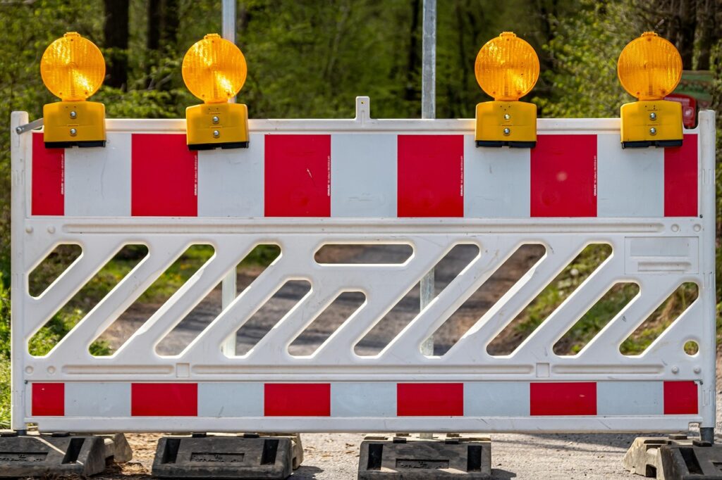 Die Vollsperrung Wolbecker Straße sorgt in Münster für nächtliche Einschränkungen – hier erfährst du, was du beachten solltest. Wegen Tiefbauarbeiten Am Max-Klemens-Kanal Münster wird die Straße ab dem 22. April für drei Monate voll gesperrt. Eine Umleitung ist eingerichtet. Einsturzgefahr in Dülmen: Drei Häuser wurden evakuiert, ein marodes Gewölbe sorgt für Streit zwischen Stadt und Eigentümern.