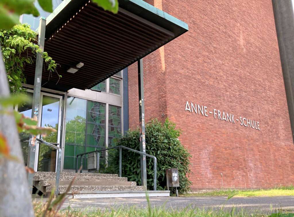 Vier Schulen in Münster werden ab 2026 umfassend ausgebaut. Der Schulumbau in Münster schafft moderne Lernorte und nachhaltige Schulgebäude.