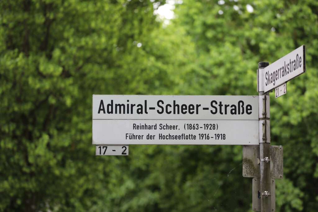 In Münster wehrt sich eine Bürgerinitiative gegen geplante Straßenumbenennungen und will mit einem Bürgerentscheid den Beschluss kippen.