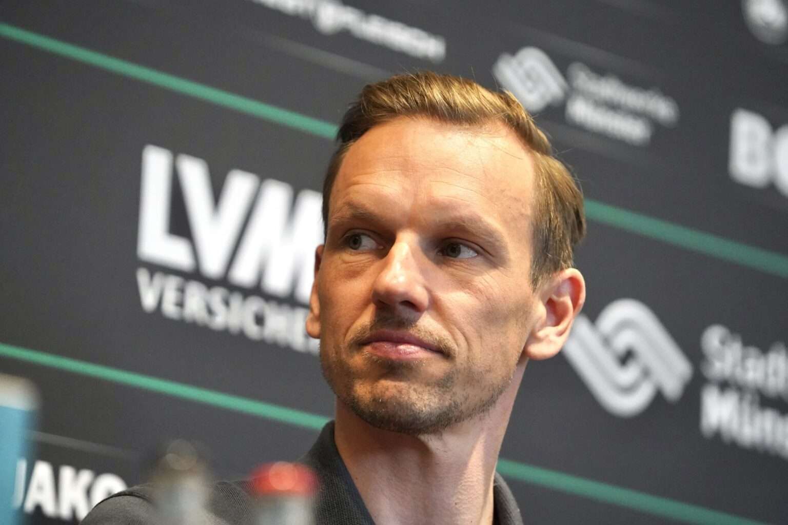 Ole Kittner bleibt Geschäftsführer für Sport, Strategie & Kommunikation beim SC Preußen Münster. Der Vertrag von Ole Kittner wurde um drei Jahre verlängert.
