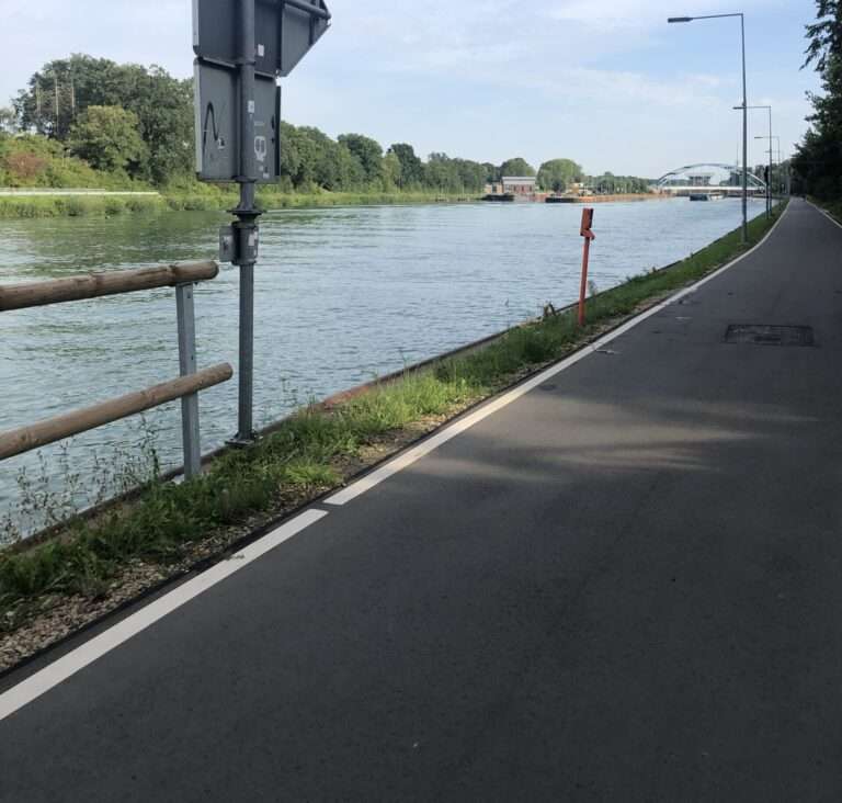 Münster plant die Abschaltung der Beleuchtung auf der Kanalpromenade. Das sorgt für Diskussionen über Sicherheit und Umweltschutz.