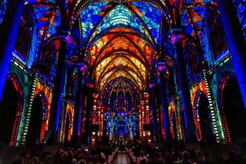 Die Lichtshow Luminiscence im St.-Paulus-Dom Münster verbindet Geschichte, Musik und Projektion – ab September regelmäßig zu erleben.