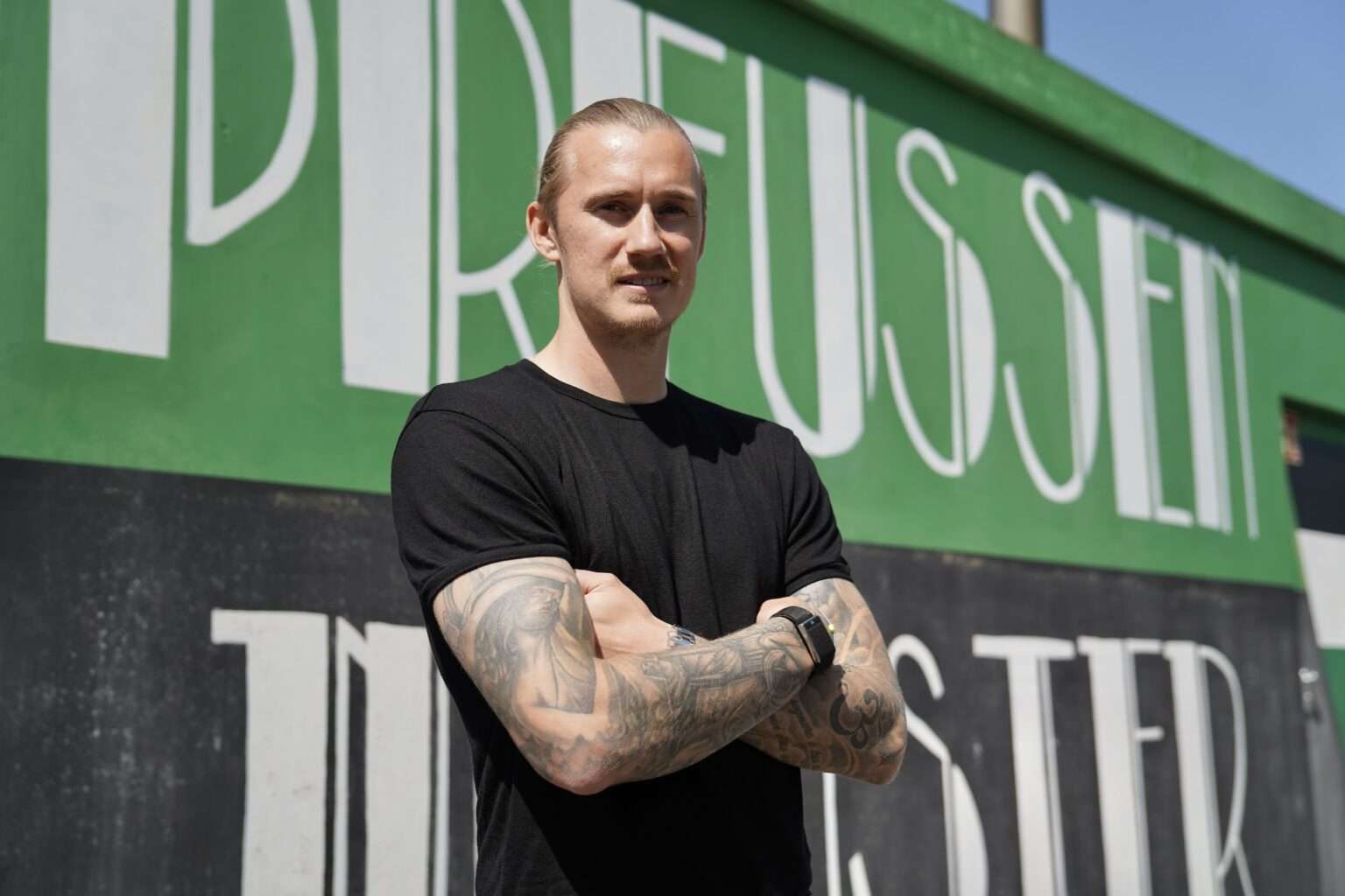 Marvin Schulz wechselt zum SCP. Der erfahrene Mittelfeldspieler kommt von Holstein Kiel und bringt Bundesliga-Erfahrung mit.