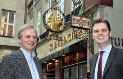 Stuhlmacher in Münster feiert 125 Jahre Hacker Pschorr: Ein traditionsreiches Gasthaus am Prinzipalmarkt mit bayerischem Bier und westfälischer Gastfreundschaft.