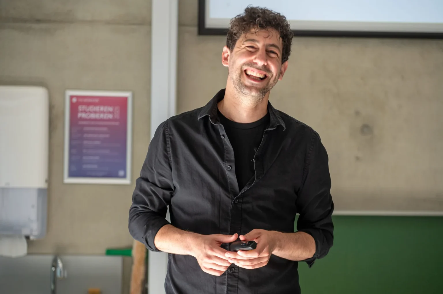 Wissenschaft am Limit: Professor Salameh begeistert mit 33-Stunden-Marathonvorlesung an der FH Münster