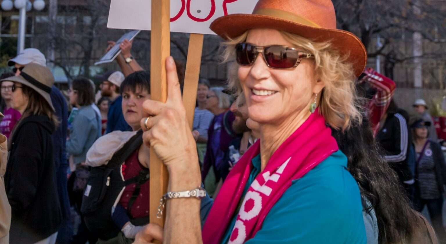 Der Umbau des Schulzentrums Kinderhaus wurde gestoppt – Eltern, Schüler und Lehrer protestieren. Die Stadt verweist auf fehlende Mittel, verspricht aber eine Lösung.