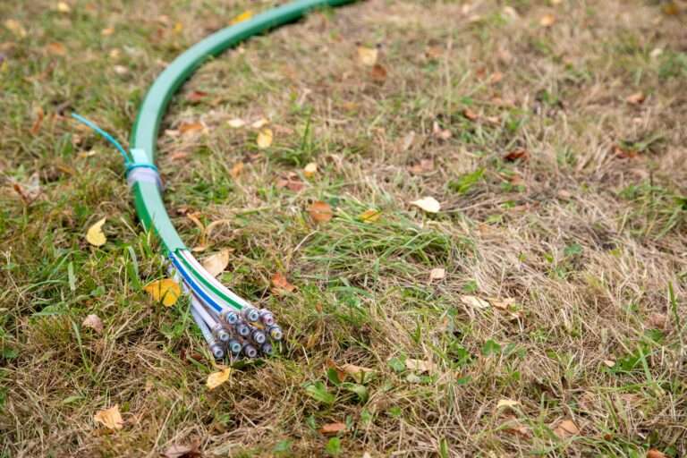 Glasfaser für Pluggendorf und Schützenhof: Stadtwerke Münster starten Netzausbau und informieren Eigentümer über Voraussetzungen.