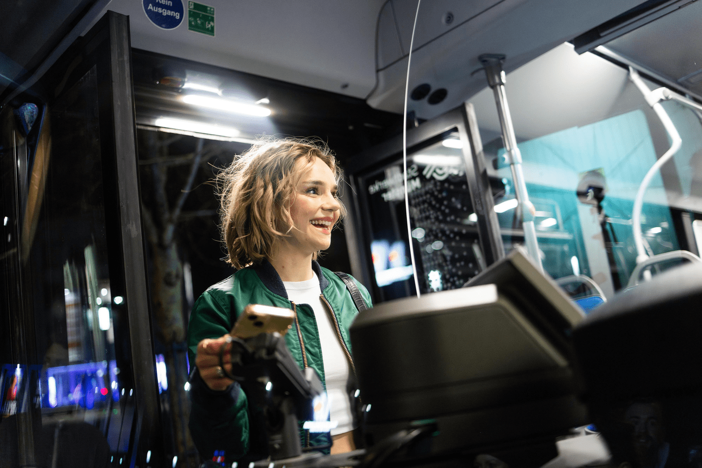 Bargeldlos Bus fahren in Münster: Auch App und Chipkarte werden ausgebaut.