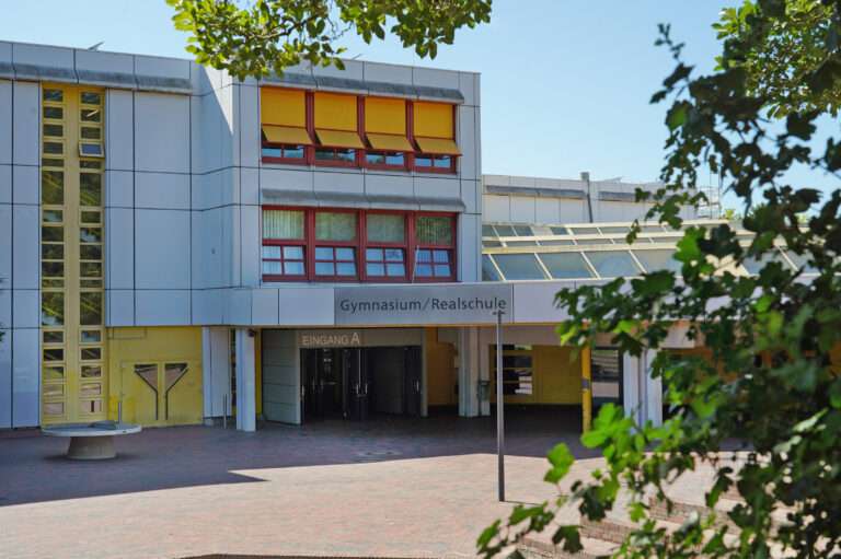 Die dringend benötigte Sanierung und Erweiterung des Schulzentrums Kinderhaus könnte nach langem Stillstand doch Realität werden.