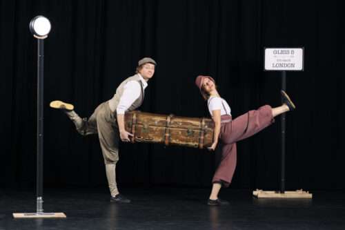 Das Theater Roter Hund Münster lädt am 27. Juli 2025 zu zwei kostenfreien Vorstellungen für Familien ein – mit Theater, Akrobatik und Picknick.