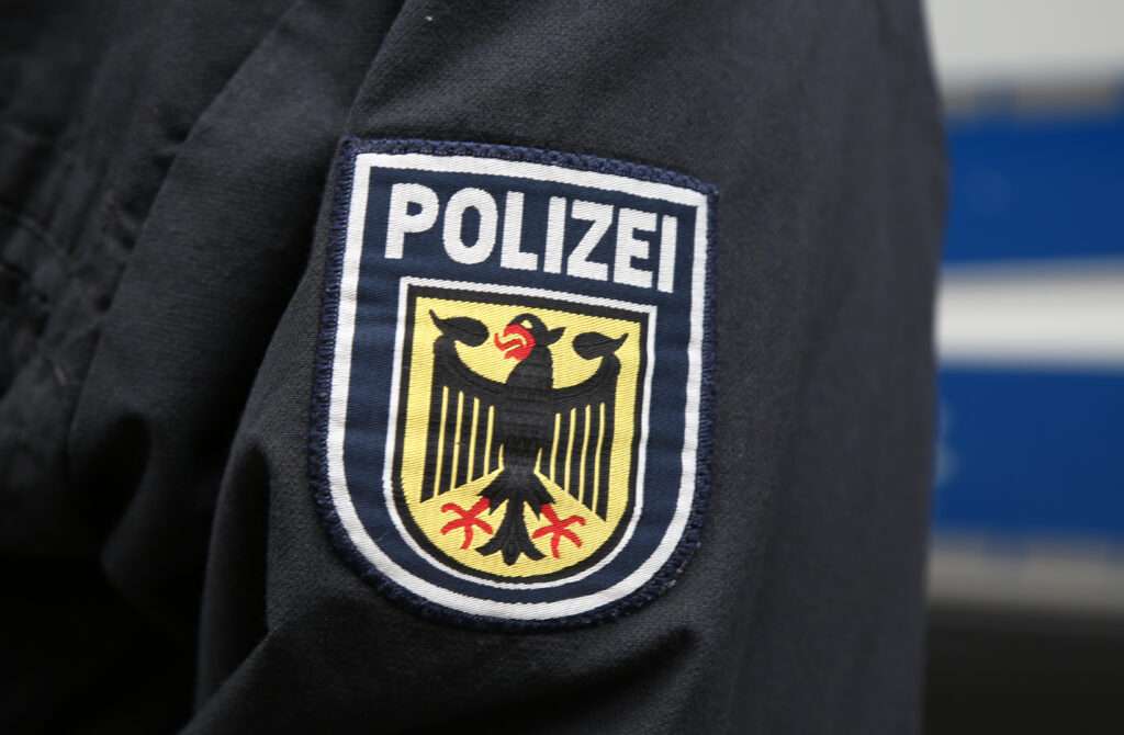 Am 5. Juli gilt am Hauptbahnhof Münster ein Glasflaschenverbot und eine Waffenverbotszone. Was Sie wissen müssen – und welche Strafen drohen.