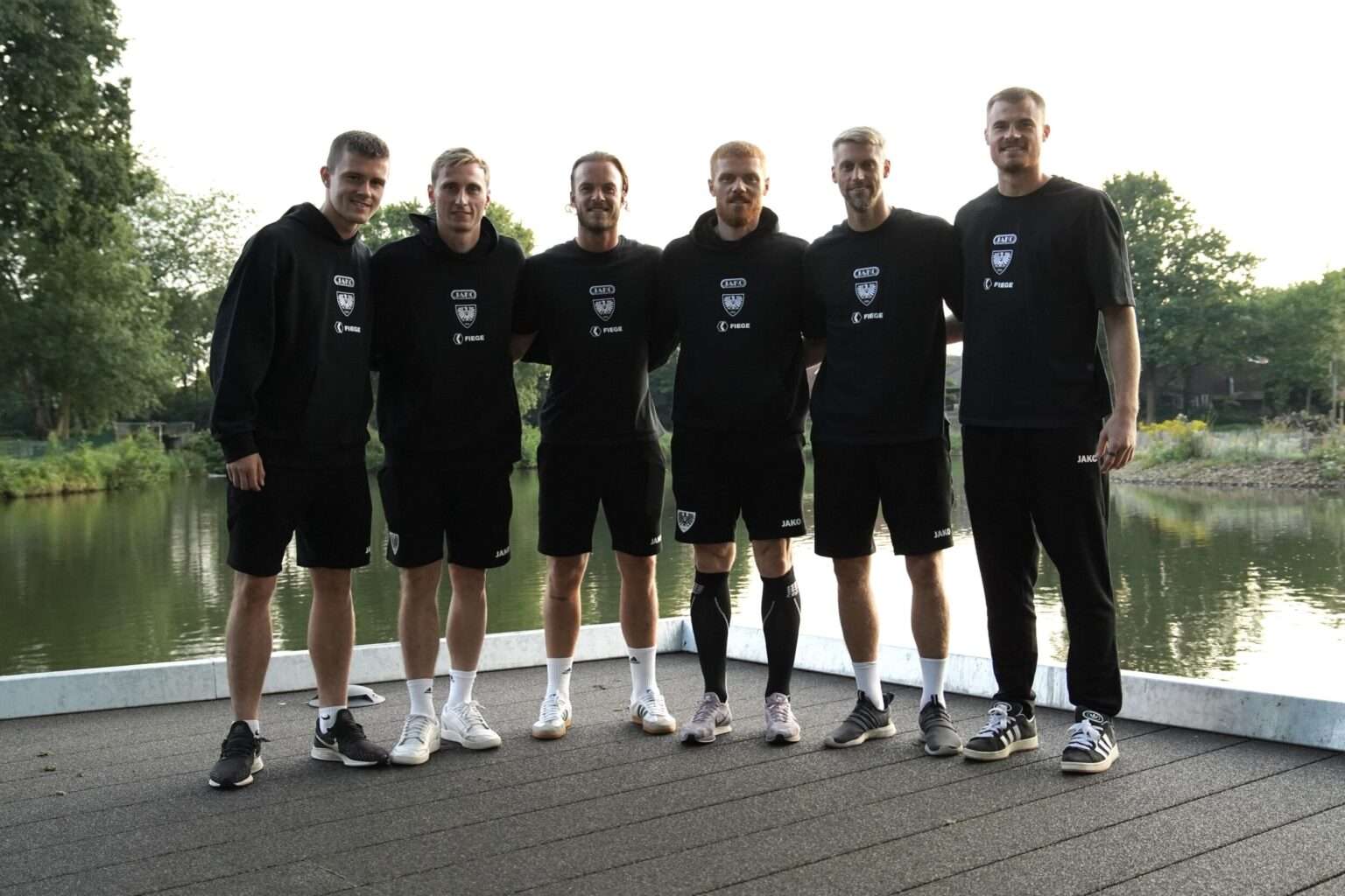 Jorrit Hendrix ist neuer Kapitän bei Preußen Münster. Der Niederländer übernimmt die Binde von Marc Lorenz. Alle Infos zur neuen Führungsstruktur.