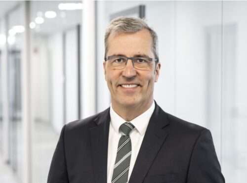 Die AGRAVIS Raiffeisen AG meldet stabile Halbjahreszahlen 2025: Umsatz leicht gesunken, Gewinn über Plan. Digitalisierung, Effizienz und neue Genussrechte stärken die Zukunftsfähigkeit.