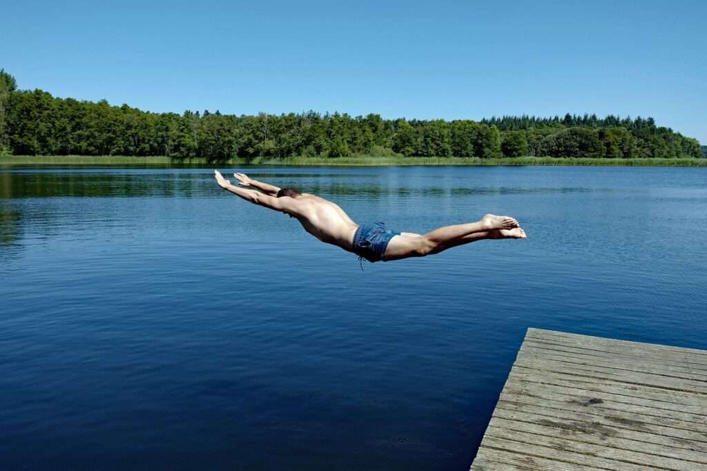 Die App „Palava“ zeigt: In NRW gibt es viele Namen für den Kopfsprung ins Wasser. Der „Köpper“ liegt vorn.