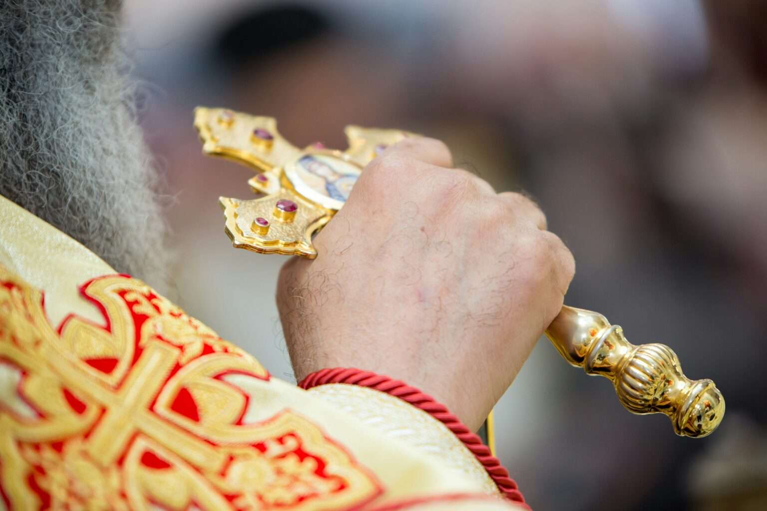 Die Verleihung des Josef-Pieper-Preises 2025 an Bischof Robert Barron sorgt in Münster für scharfe Kritik vom BDKJ.