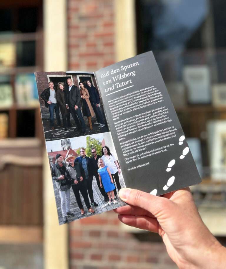 Tatort und Wilsberg Drehorte in Münster entdecken: Der neue Krimiflyer zeigt, wo Boerne, Thiel und Wilsberg wirklich ermitteln.