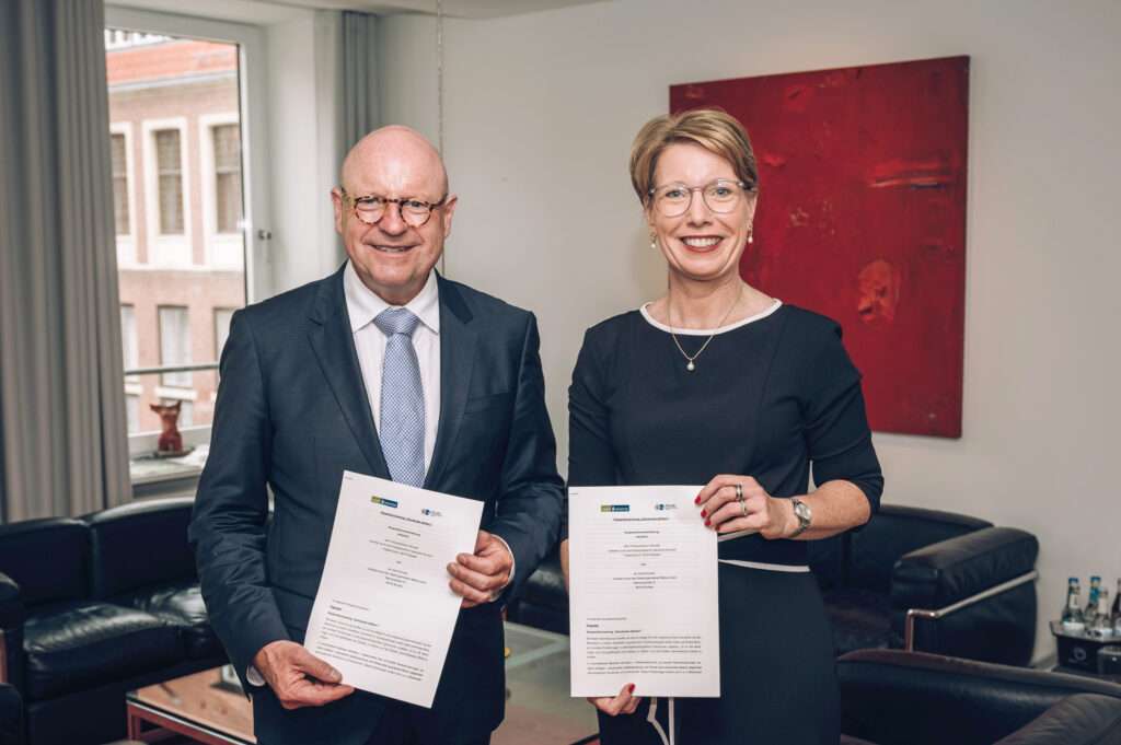 Stadt und Polizei Münster starten die Kooperation „Demokratie stärken“. Ziel ist mehr Zusammenhalt in den Stadtteilen durch Prävention, Dialog und Engagement.