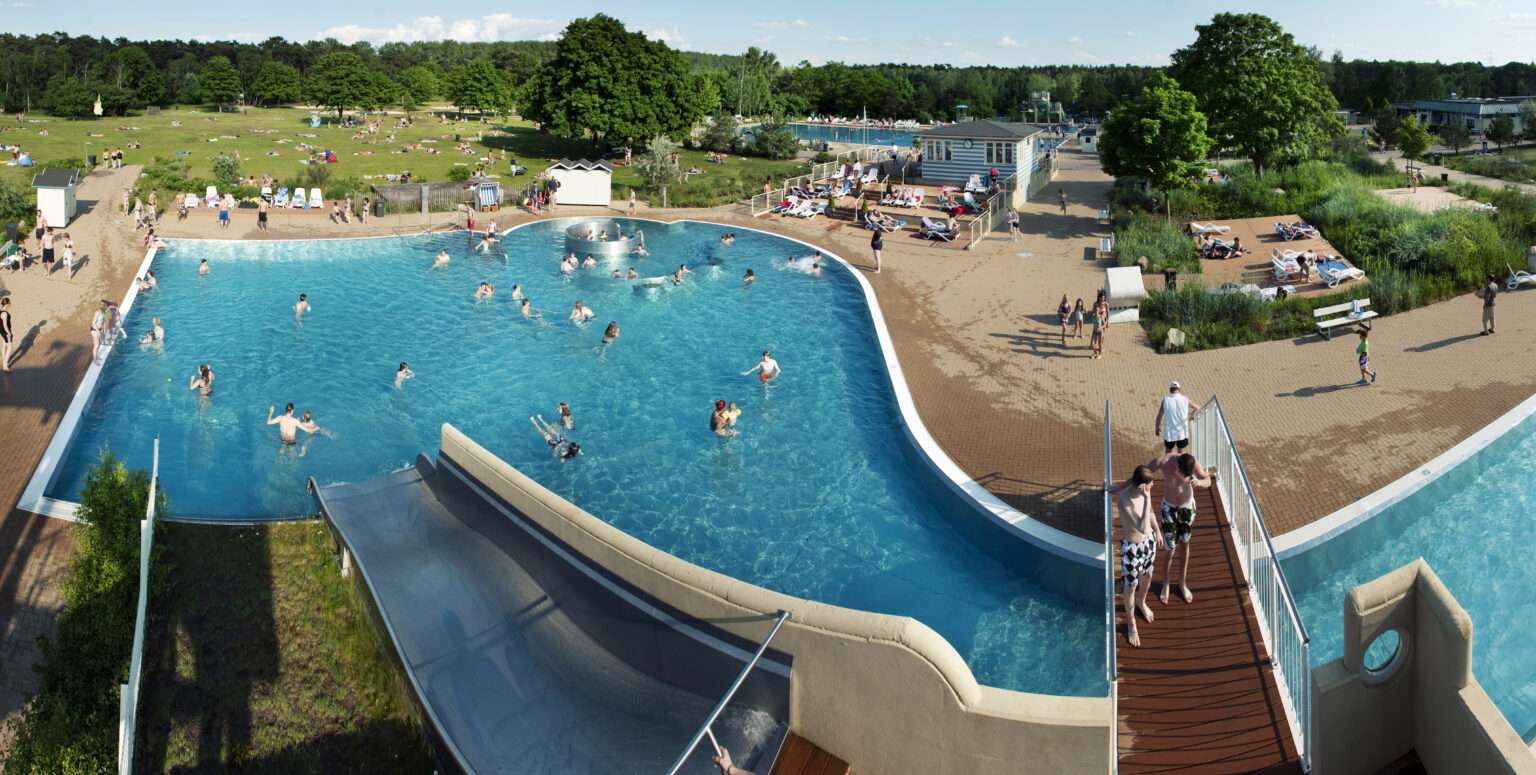 Rund 215.000 Gäste nutzten die Freibadsaison Münster 2025. Zwei Bäder schließen Mitte September, die Coburg bietet noch bis Ende des Monats Badevergnügen.