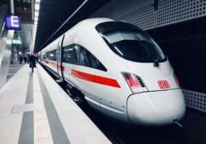 Der neue Bahn-Fahrplan ab Dezember 2025 bringt erweiterte ICE-Direktverbindungen ab Münster – unter anderem in die Schweiz, nach Österreich und bis nach Sylt.