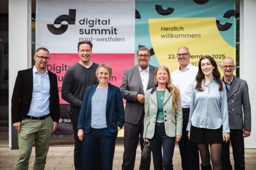 : Beim Digital Summit Münster diskutierten Expertinnen und Experten Chancen und Risiken der digitalen Transformation. Besonders im Fokus: Künstliche Intelligenz als Game Changer.