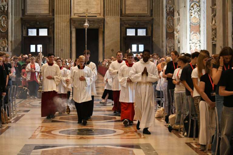 Pilgerreise aus dem Bistum Münster startet mit Gottesdienst im Petersdom