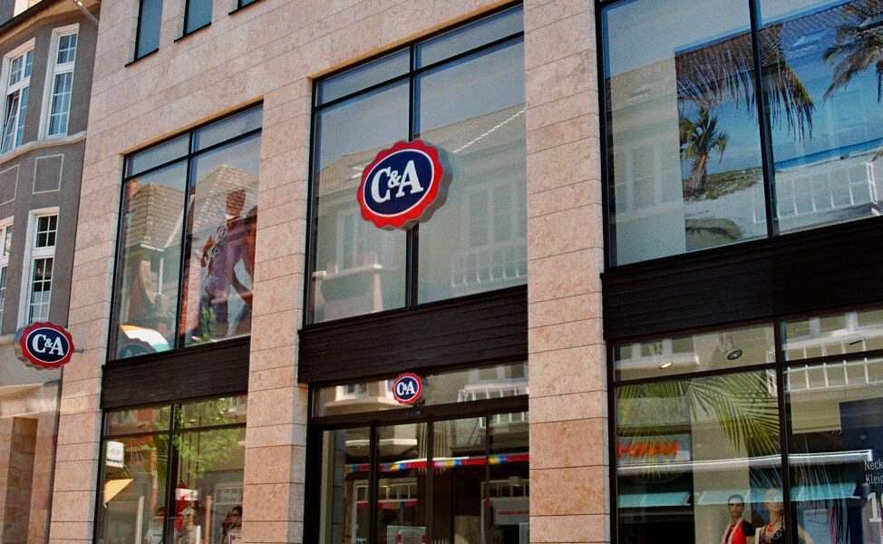 C&A richtet sich neu aus. Auch die Münsteraner Filiale steht unter Beobachtung. Hintergründe zur Strategie der Eigentümerfamilie.